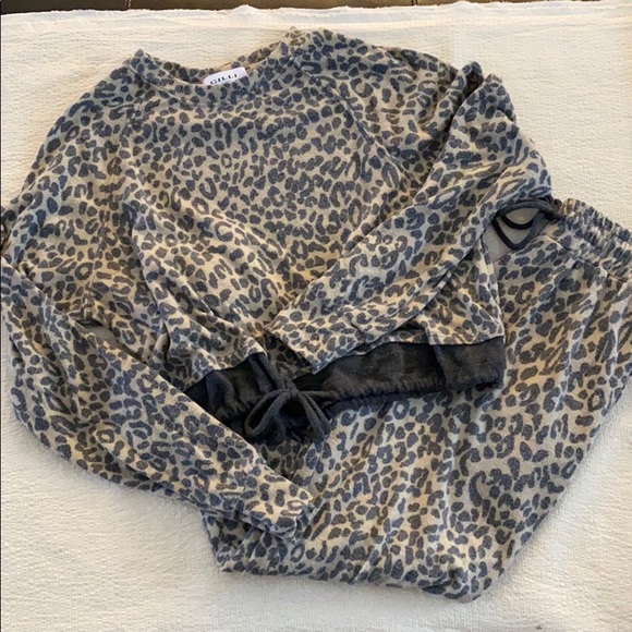 Gilli Other - Leopard sweatshirt and joggers set